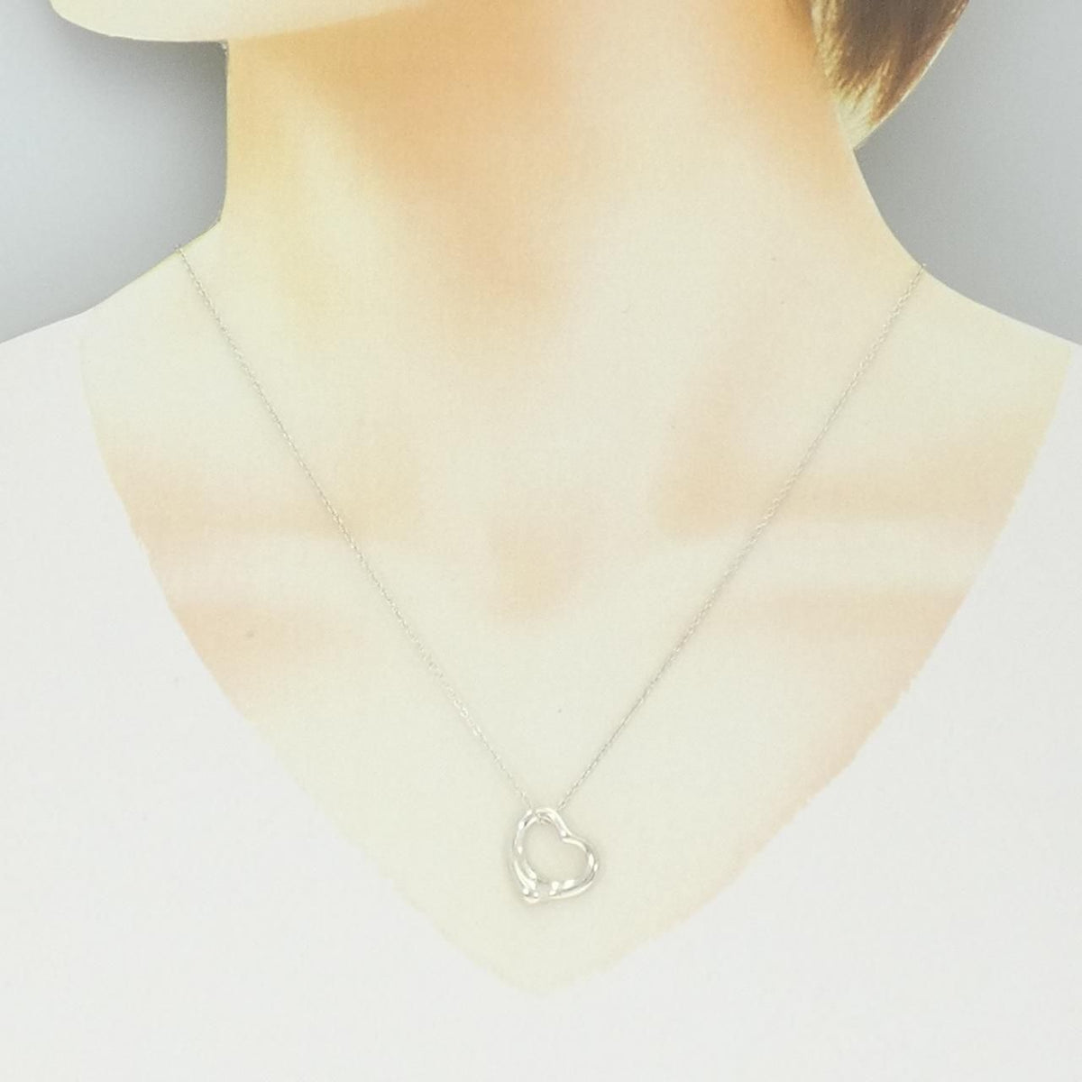 tiffany necklace condition details