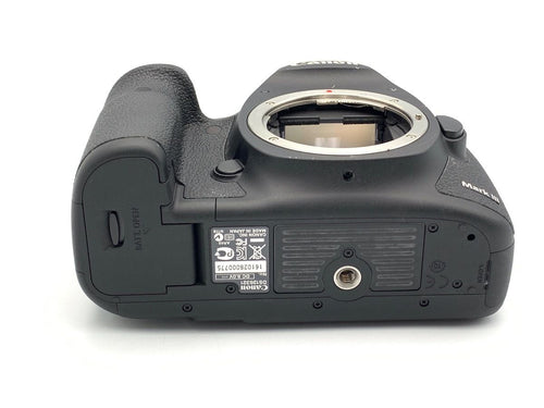 canon eos-5d mark iii digital slr camera rear view
