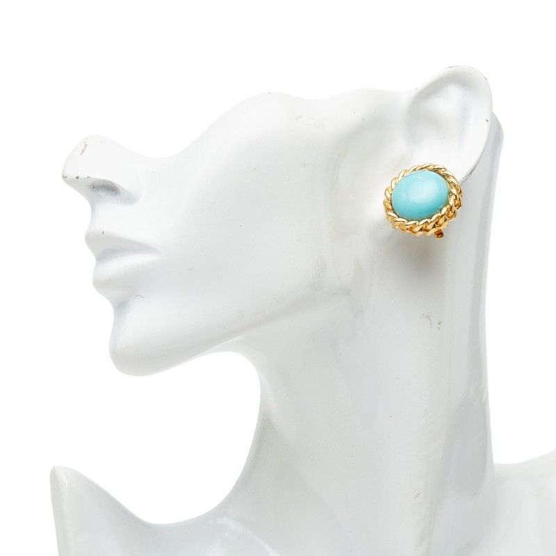 chanel earrings accessories included