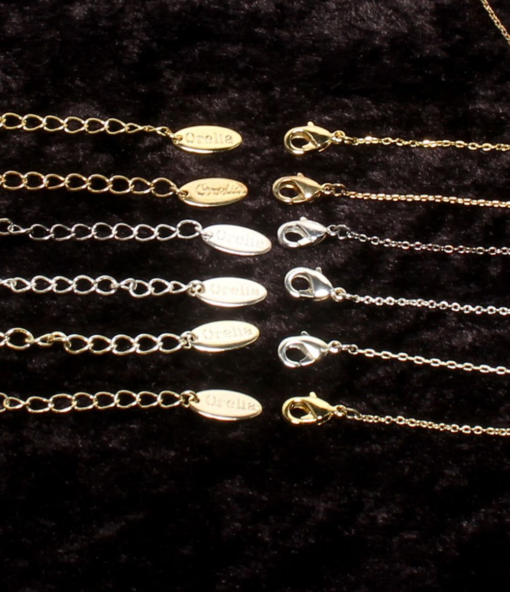 orelia necklace accessories included