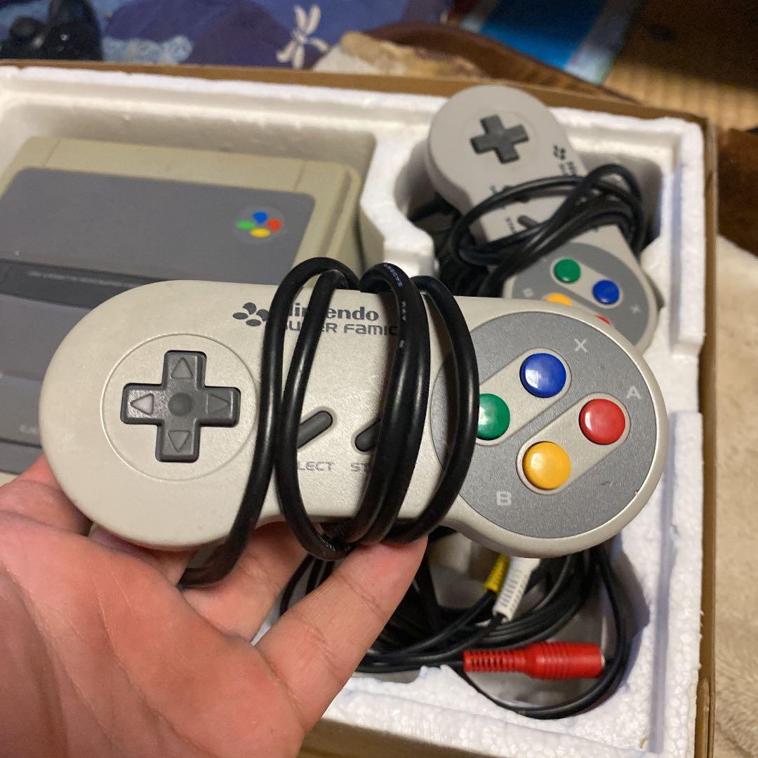 nintendo shvc-001 video game console rear view