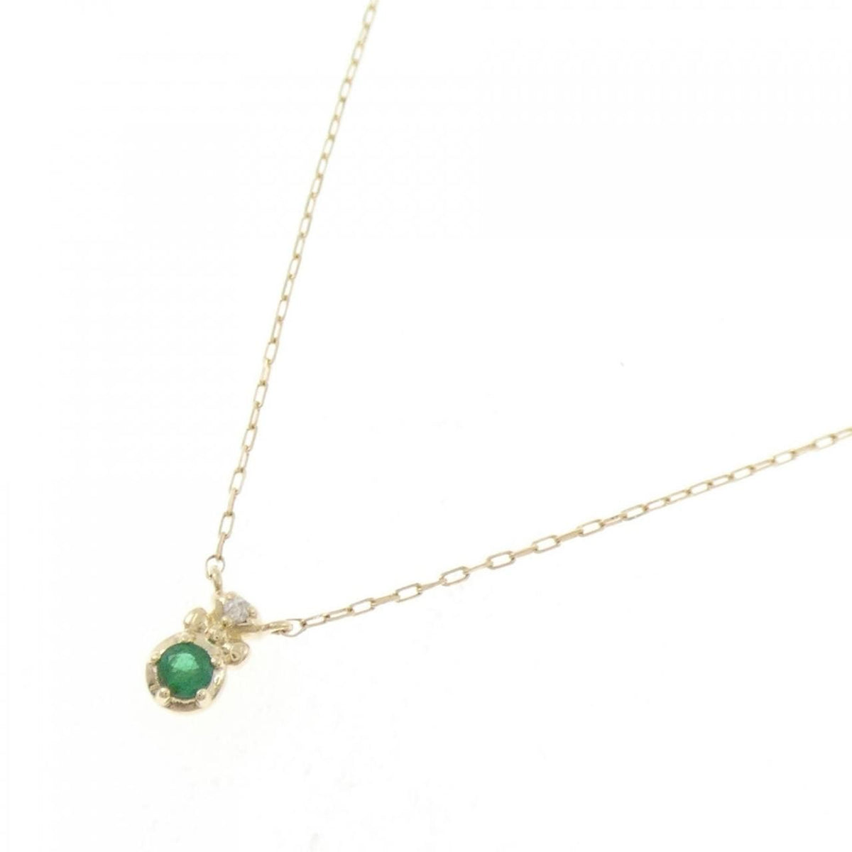 4°c necklace front view