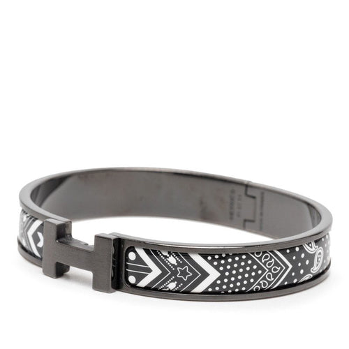 hermes bracelet front view