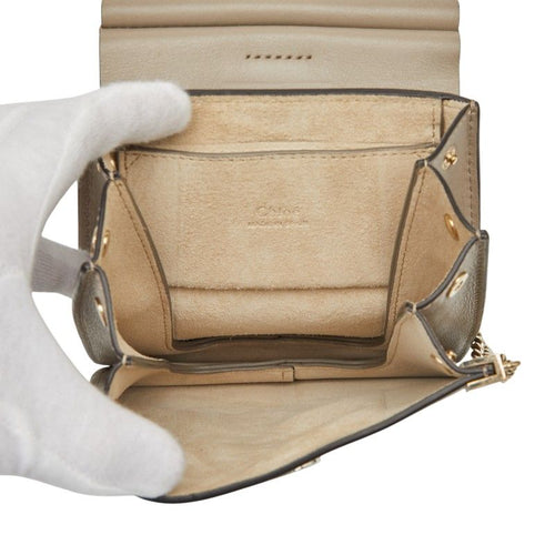 chloe beige shoulder bag interior details