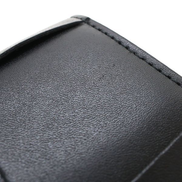 bottega veneta wallet interior details