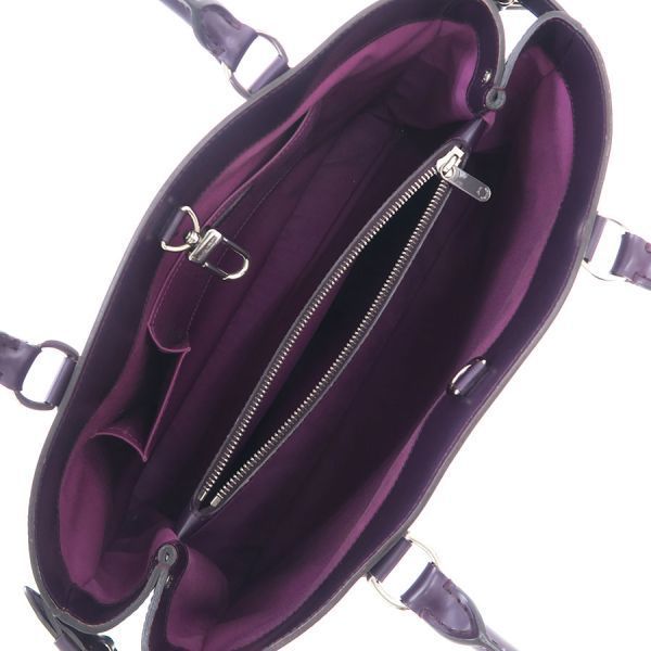 Louis Vuitton M5925K Pouch / Clutch