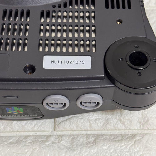 nintendo nus-001 video game console interior details