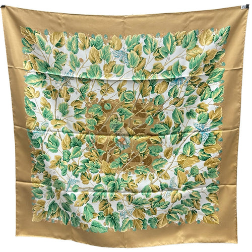 hermes scarf front view