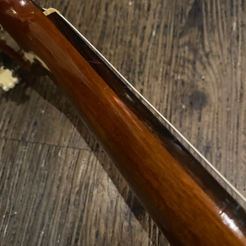 acoustic guitar markings and labels