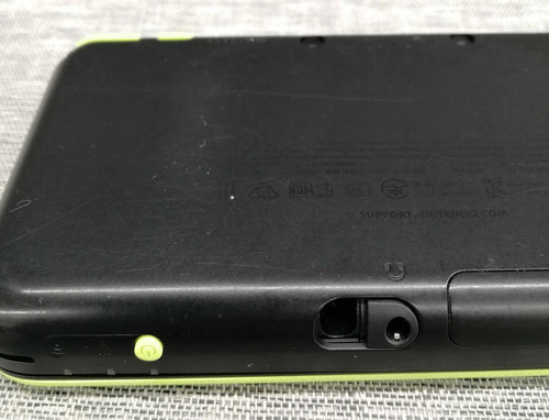 nintendo jan-001 handheld console condition details