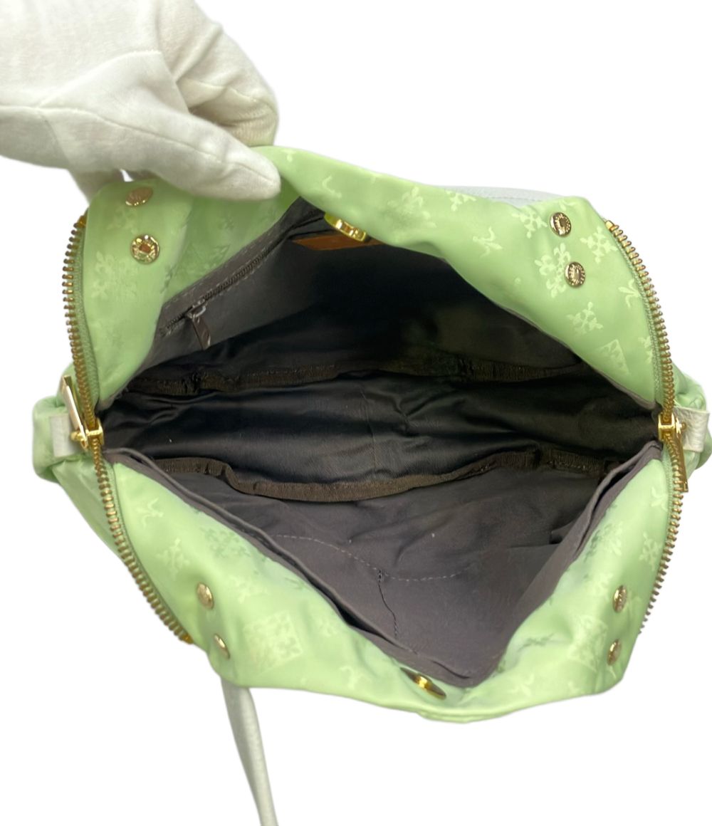 russet handbag accessories included
