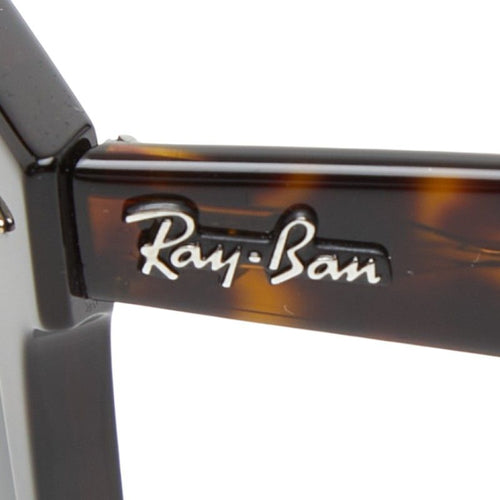 eyewear accessories included