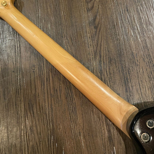 fernandes zo-3 electric guitar interior details
