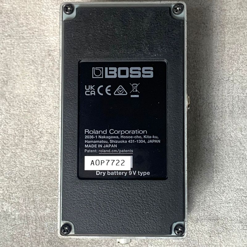 boss fz-1w grey guitar effector interior details