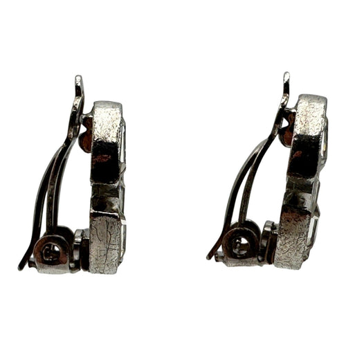 chanel earrings side view