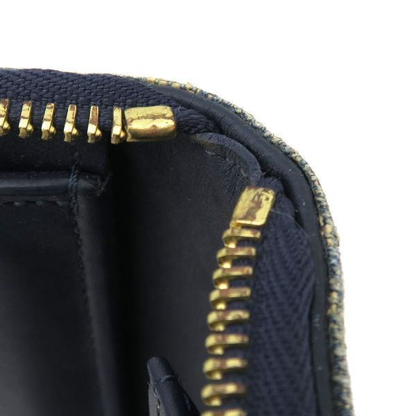 louis vuitton m81107 wallet markings and labels