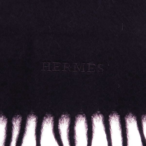 hermes scarf side view