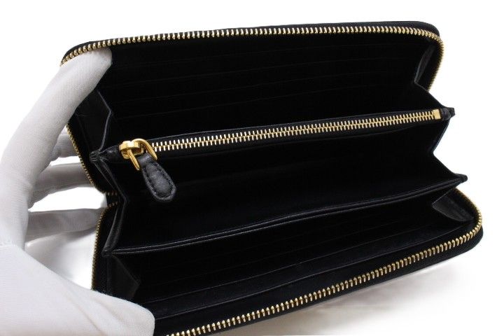prada wallet interior details