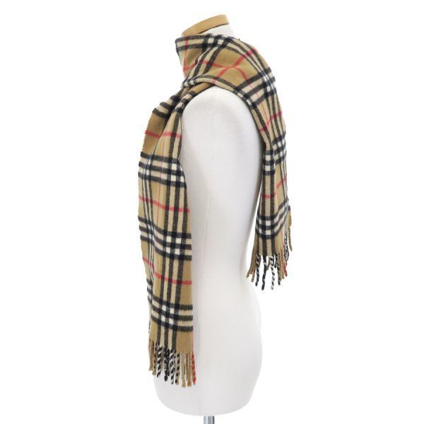 burberry scarf front view