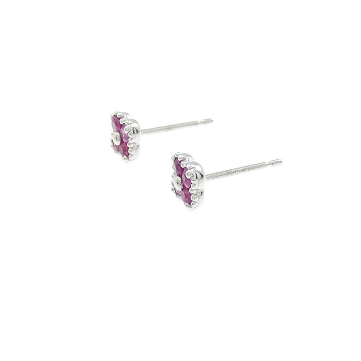 earrings front view