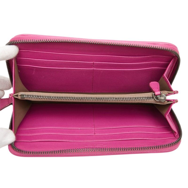 bottega veneta wallet functional details