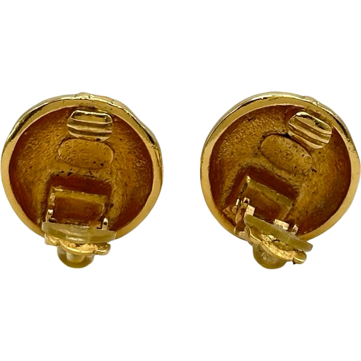 chanel earrings rear view