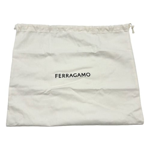 salvatore ferragamo shoulder bag functional details