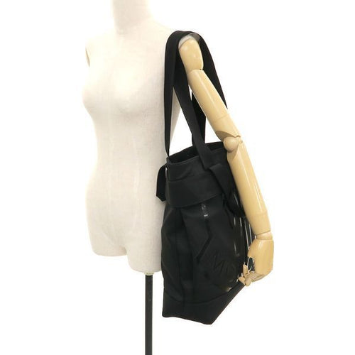 moncler i209a5d00006 tote bag markings and labels