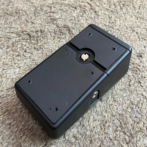 yamaha di-01 guitar effector rear view