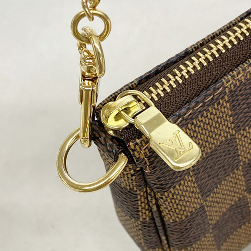 louis vuitton n58009 pouch / clutch functional details