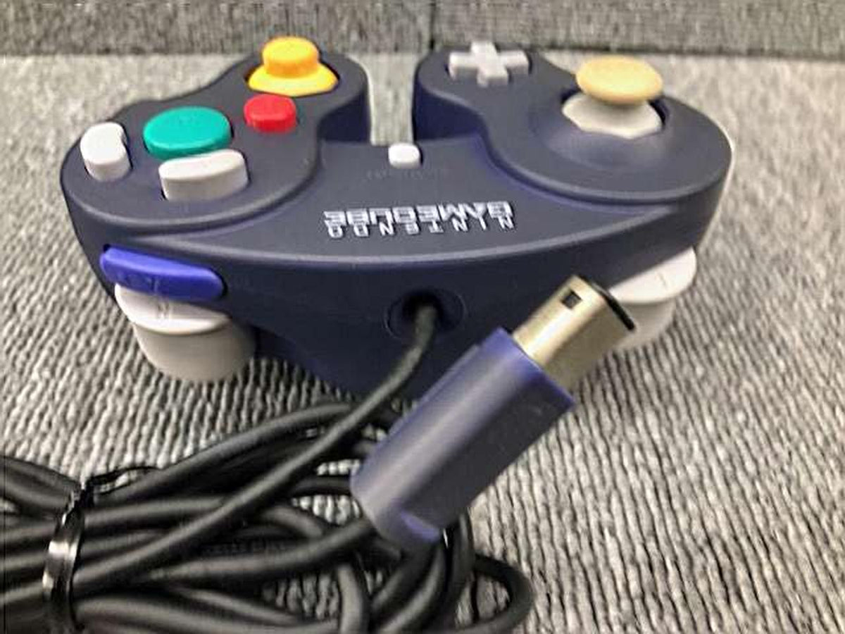 nintendo dol-001 video game console markings and labels