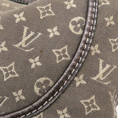 louis vuitton m95620 shoulder bag condition details