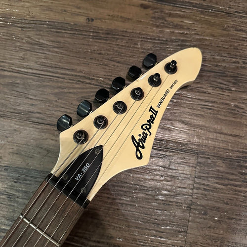 aria va-350 electric guitar accessories included