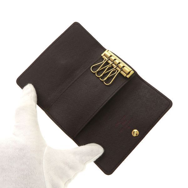 louis vuitton n62631 key case rear view