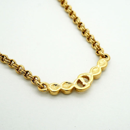 christian dior necklace front view