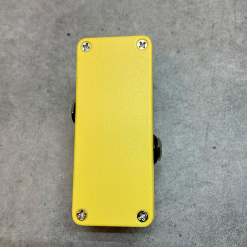 guitar effector front view