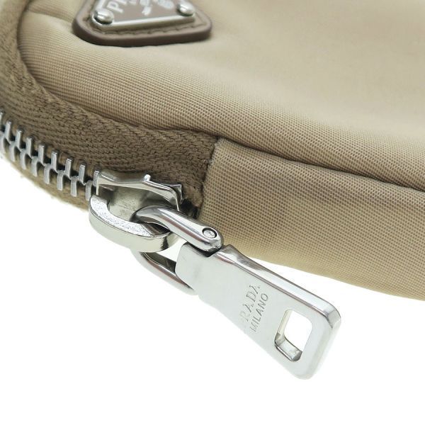 prada pouch / clutch interior details