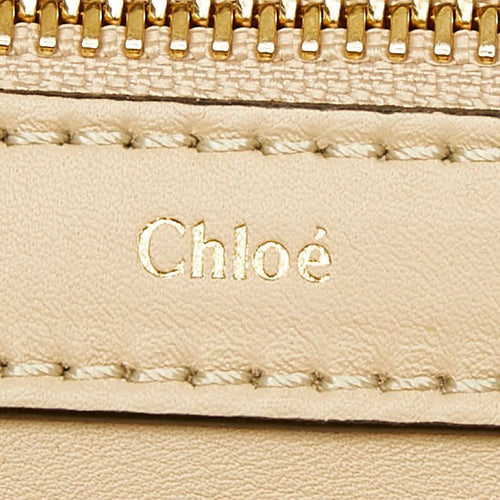 chloe beige handbag markings and labels