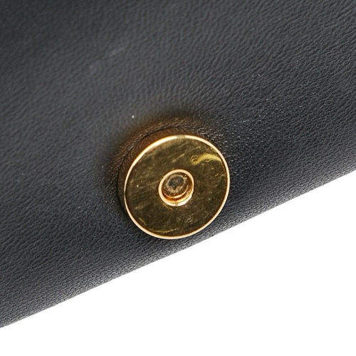 burberry shoulder bag markings and labels