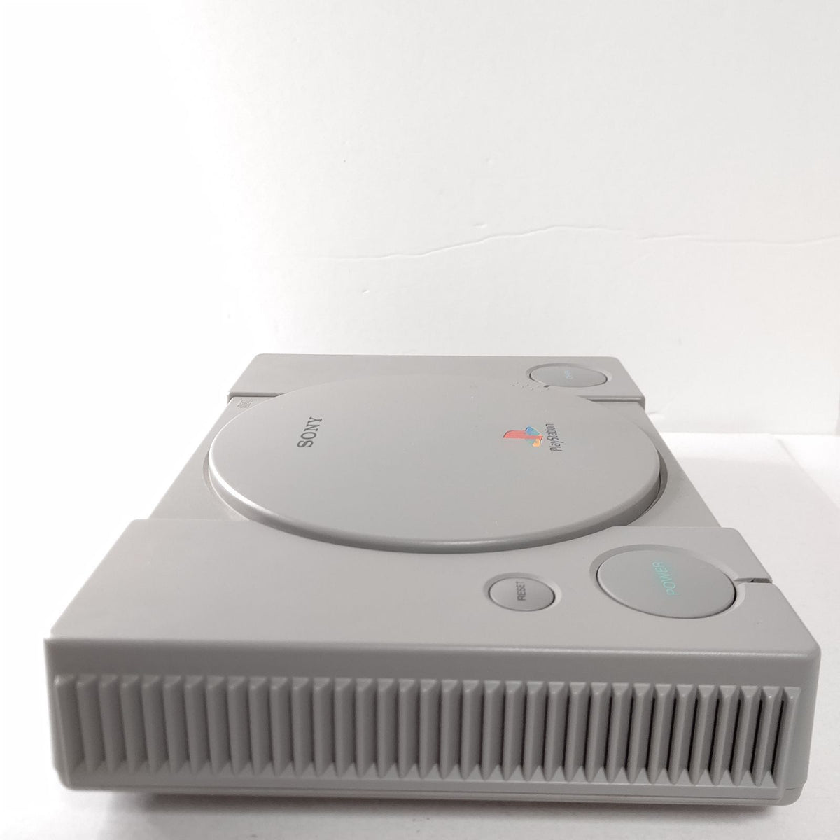 sony scph-7000 video game console markings and labels