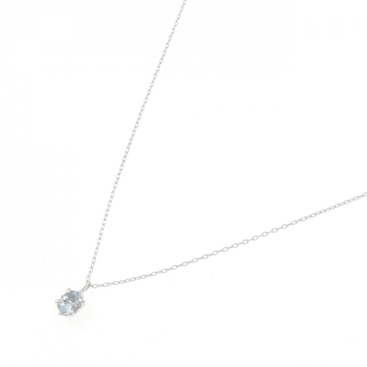 necklace front view