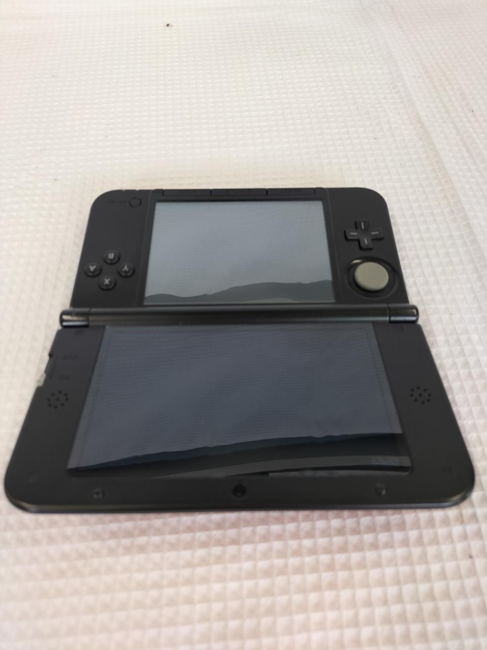 nintendo spr-001 handheld console accessories included