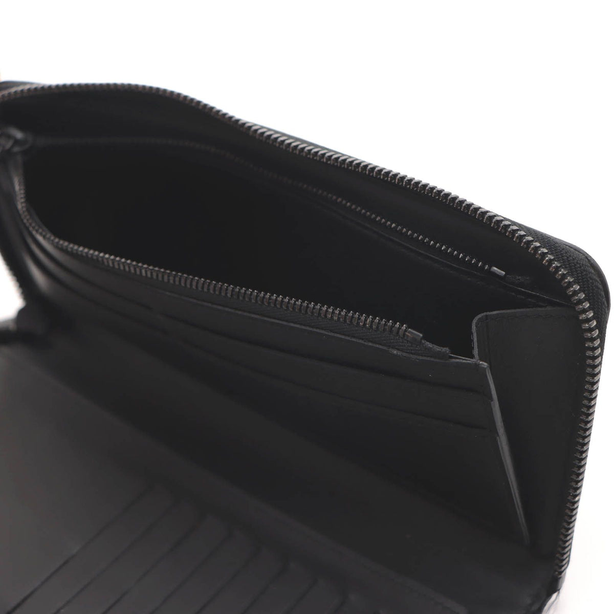 louis vuitton m62902 wallet markings and labels