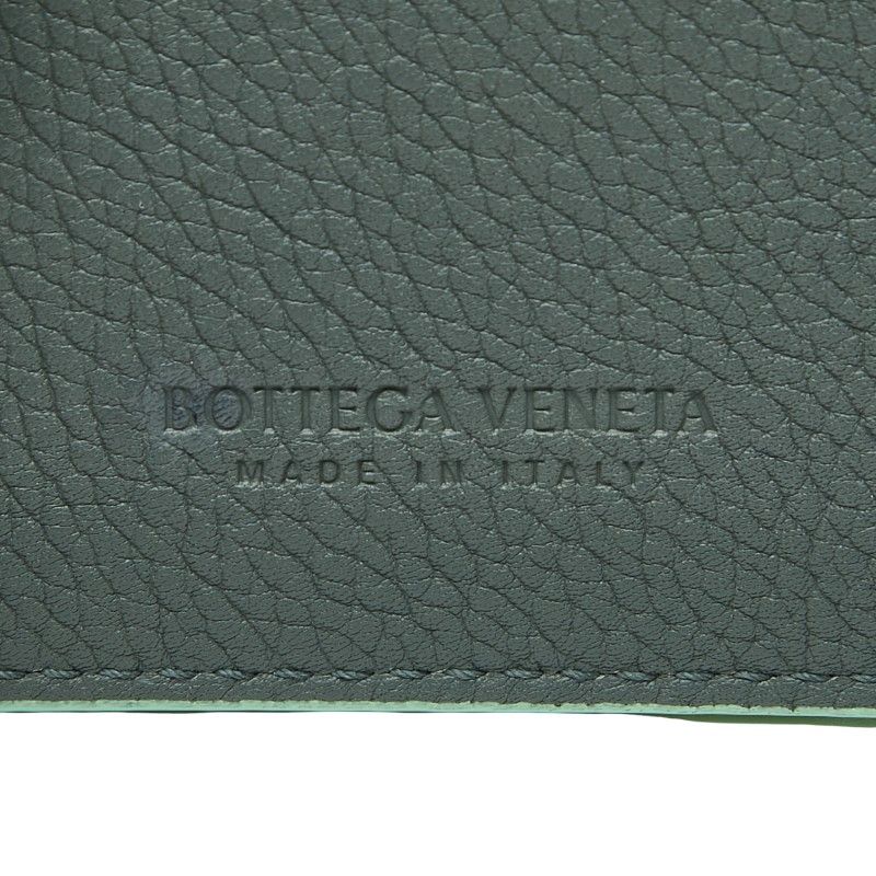 bottega veneta card holder functional details