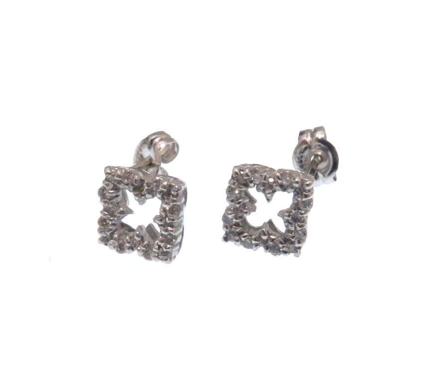 18K White Gold Earrings