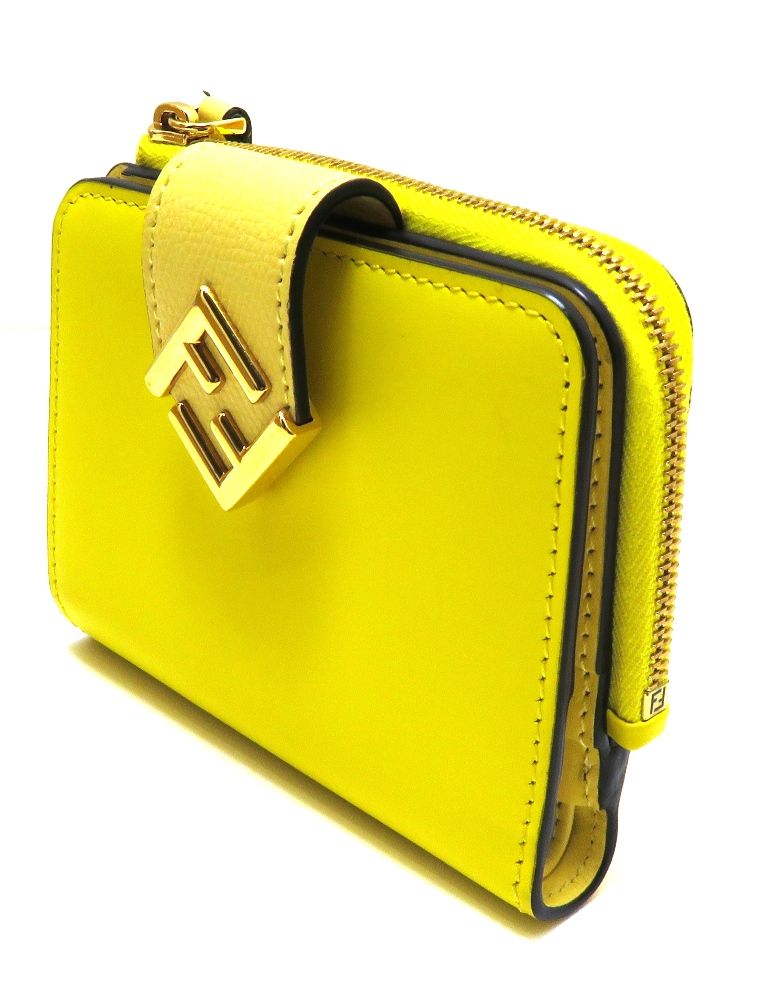 fendi 8m0490 wallet front view