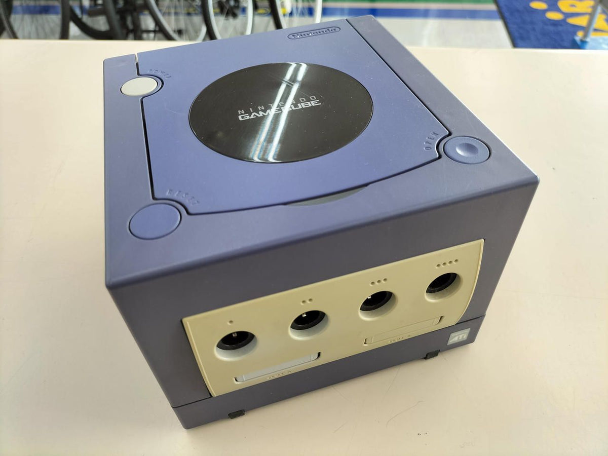 Nintendo DOL-001 Video Game Console