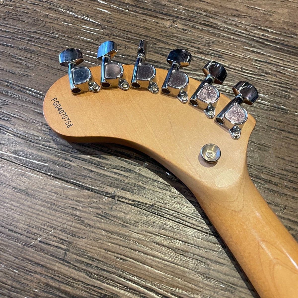 fernandes zo-3 electric guitar markings and labels