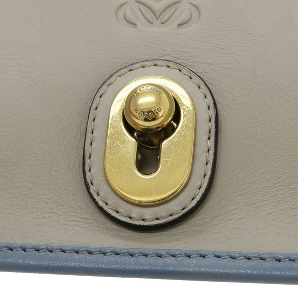 loewe shoulder bag functional details