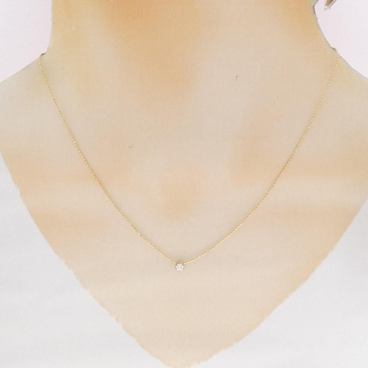 necklace condition details